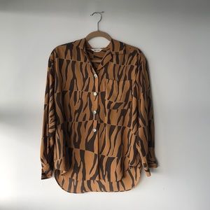 Vintage tiger print button down shirt